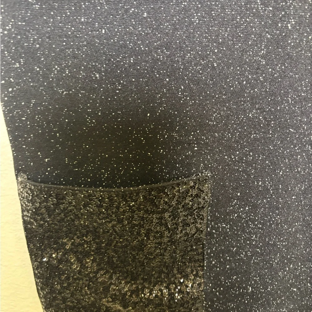 Banana Republic Black and Silver Short Sleeve Top - Picture 6 of 7